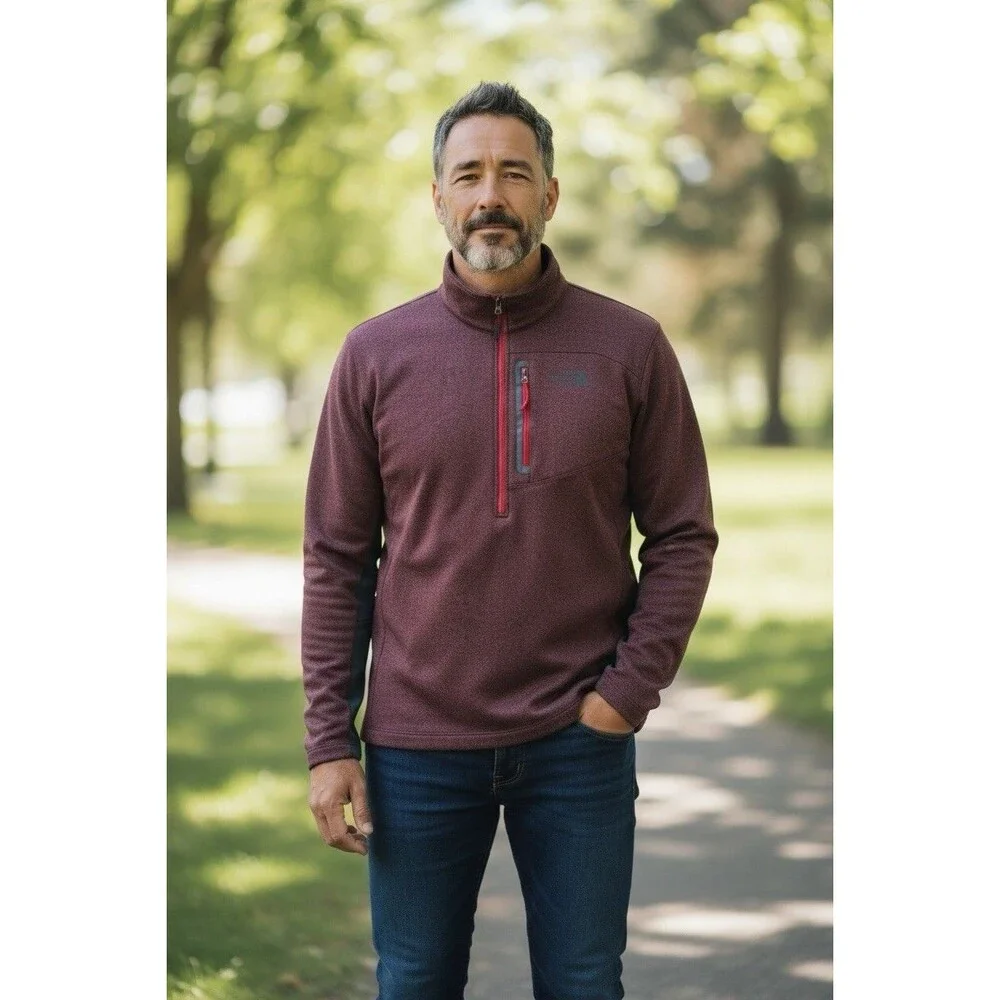 The North Face Men’s Red Half Zip Pullover Sweater XL